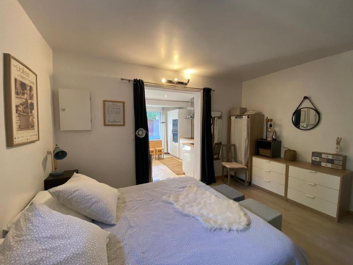 גאסה Agreable Studio Proche Sttropez Piscine Et Tennis מראה חיצוני תמונה